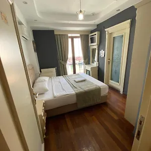 https://la-petite-maison.istanbul-turkeyhotels.com