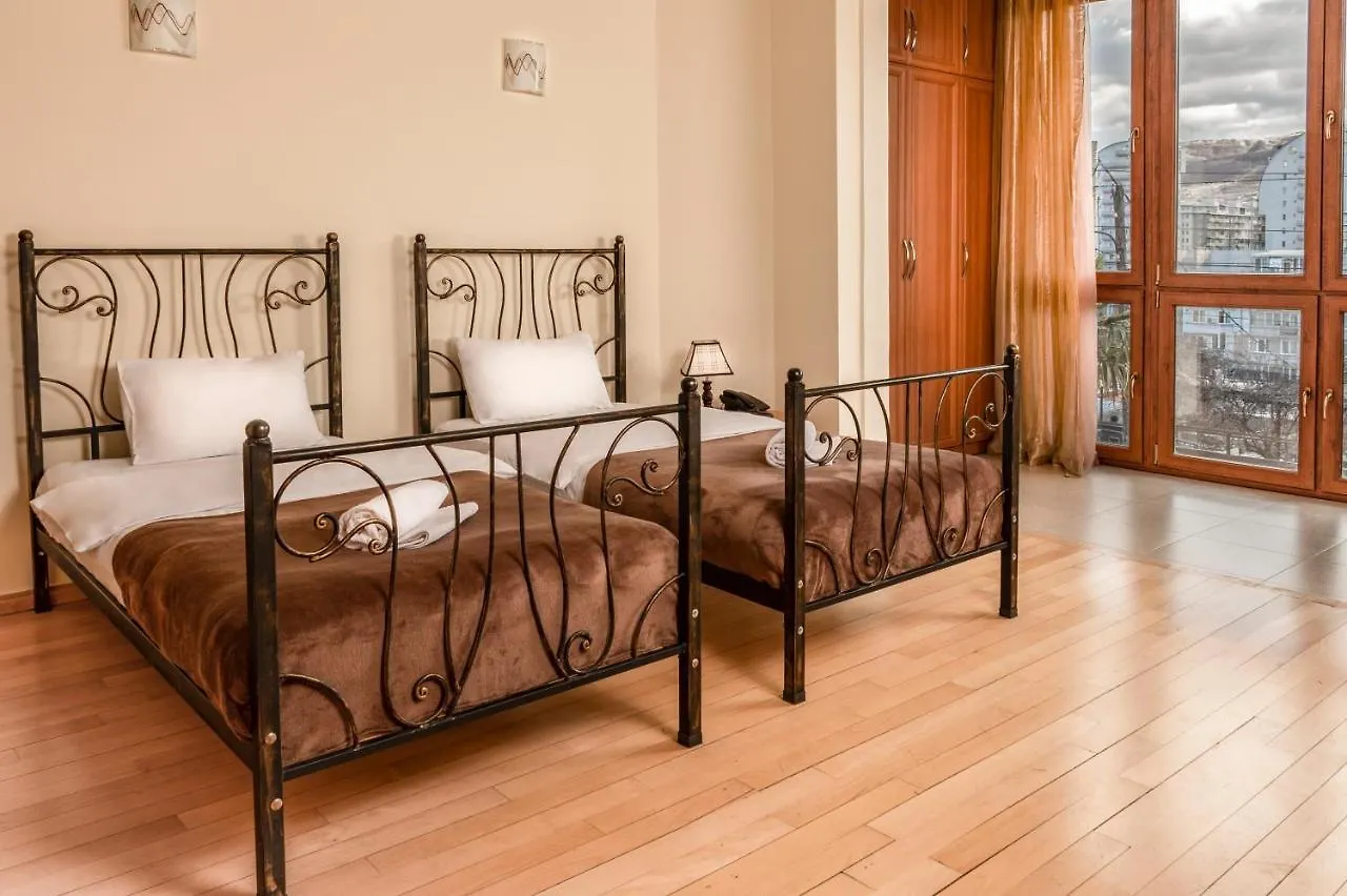 Hotel Vaki Τυφλίδα